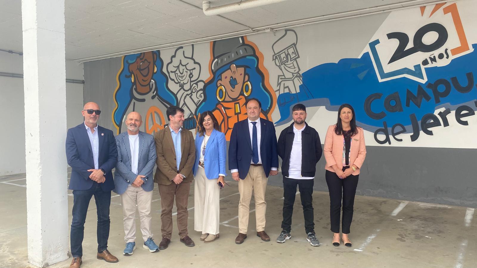 Inauguración del mural del 20.º aniversario del Campus de Jerez